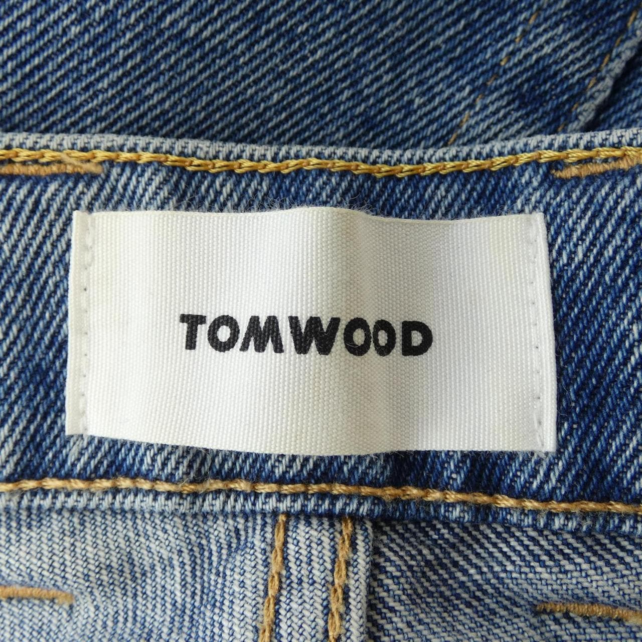 トムウッド TOMWOOD ジーンズ