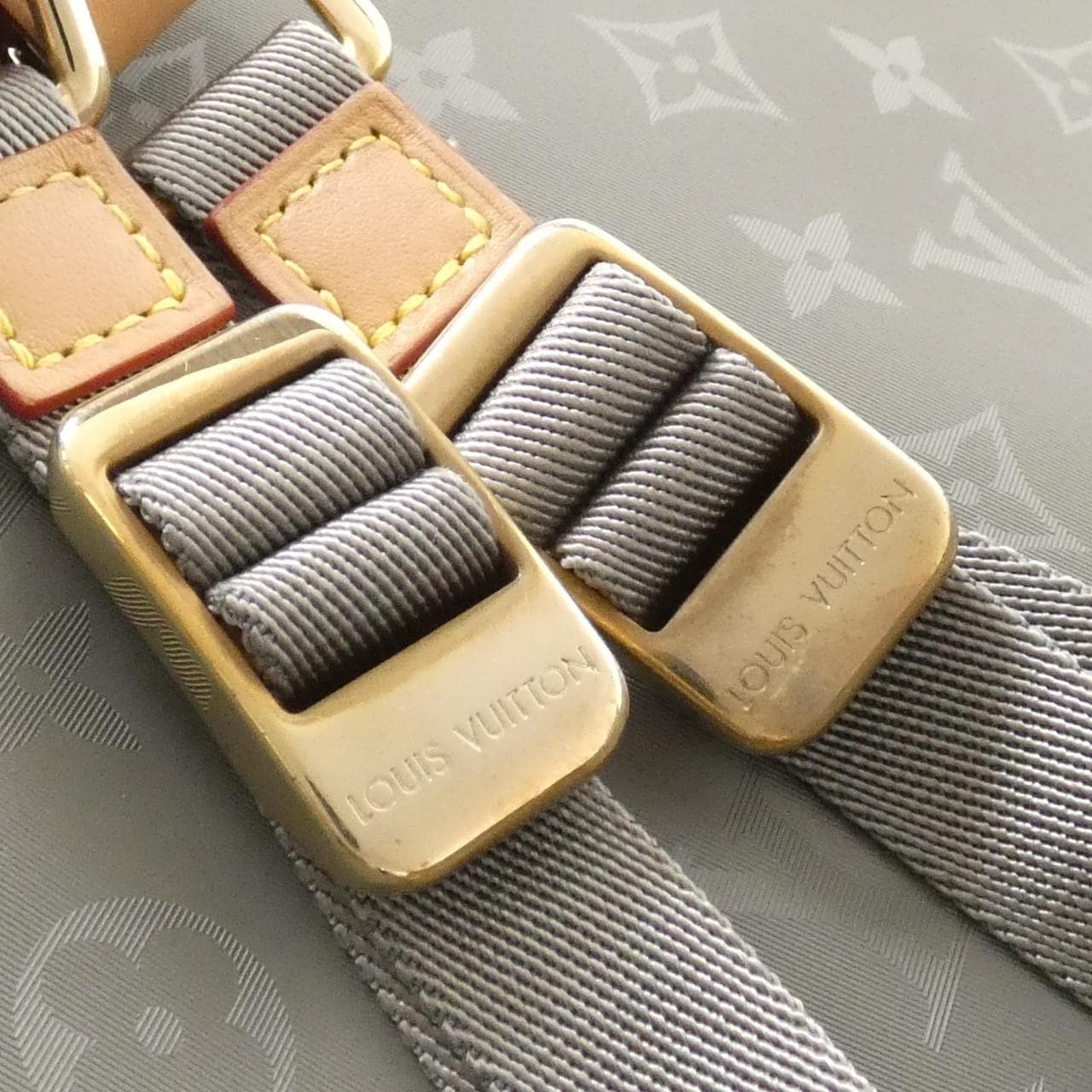 LOUIS VUITTON Monogram Titanium 拉链托特包 M43887双肩包