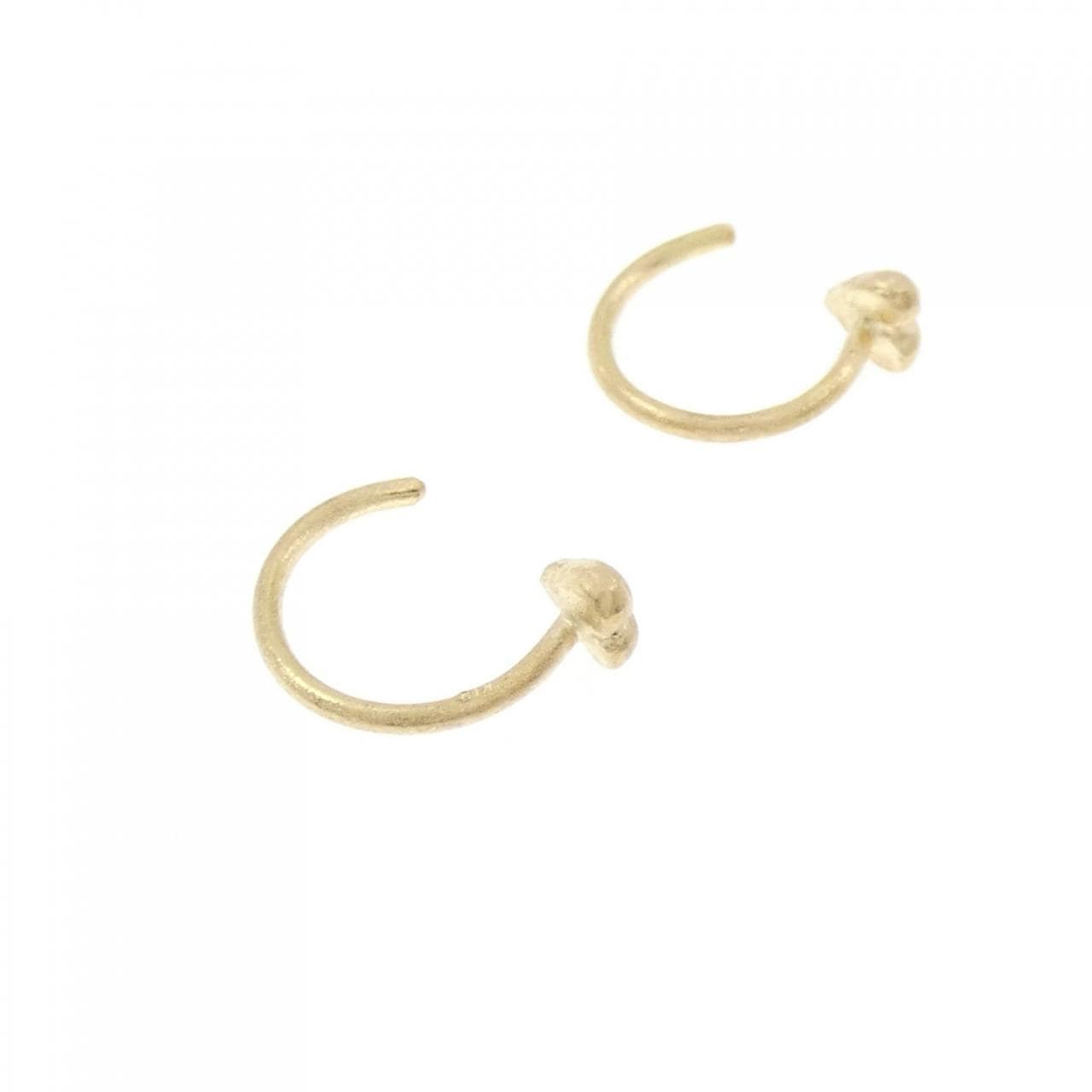 K18YG heart earrings