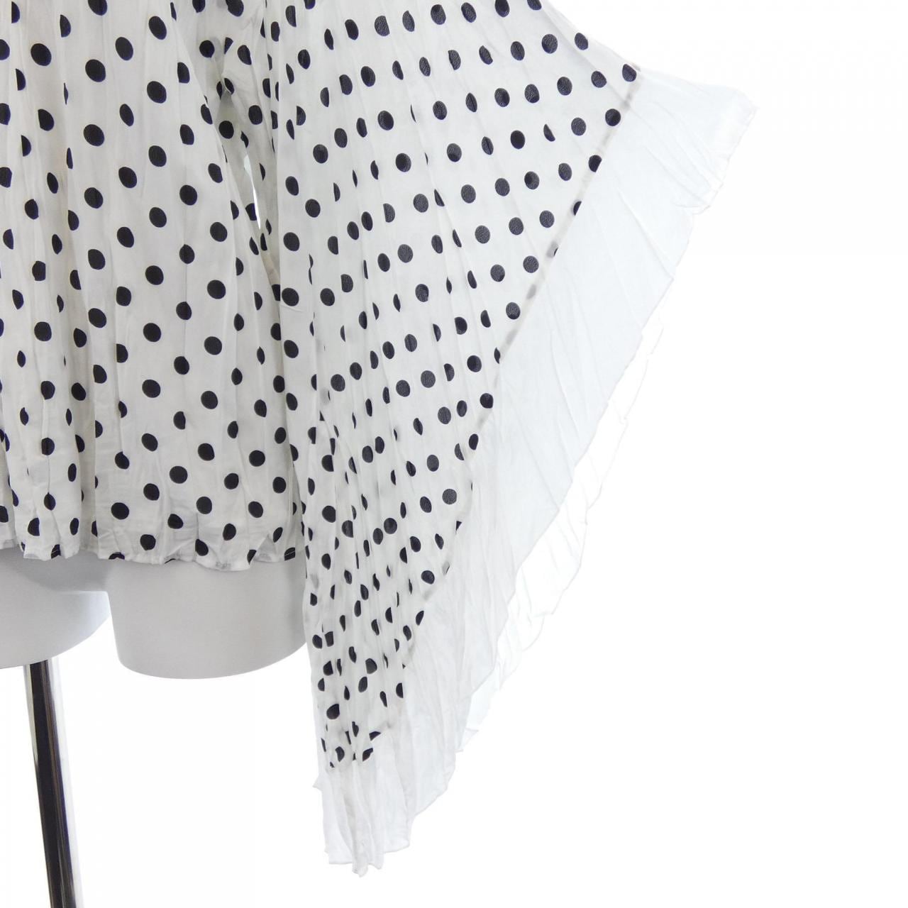 ザニューハウス THE NEWHOUSE トップス