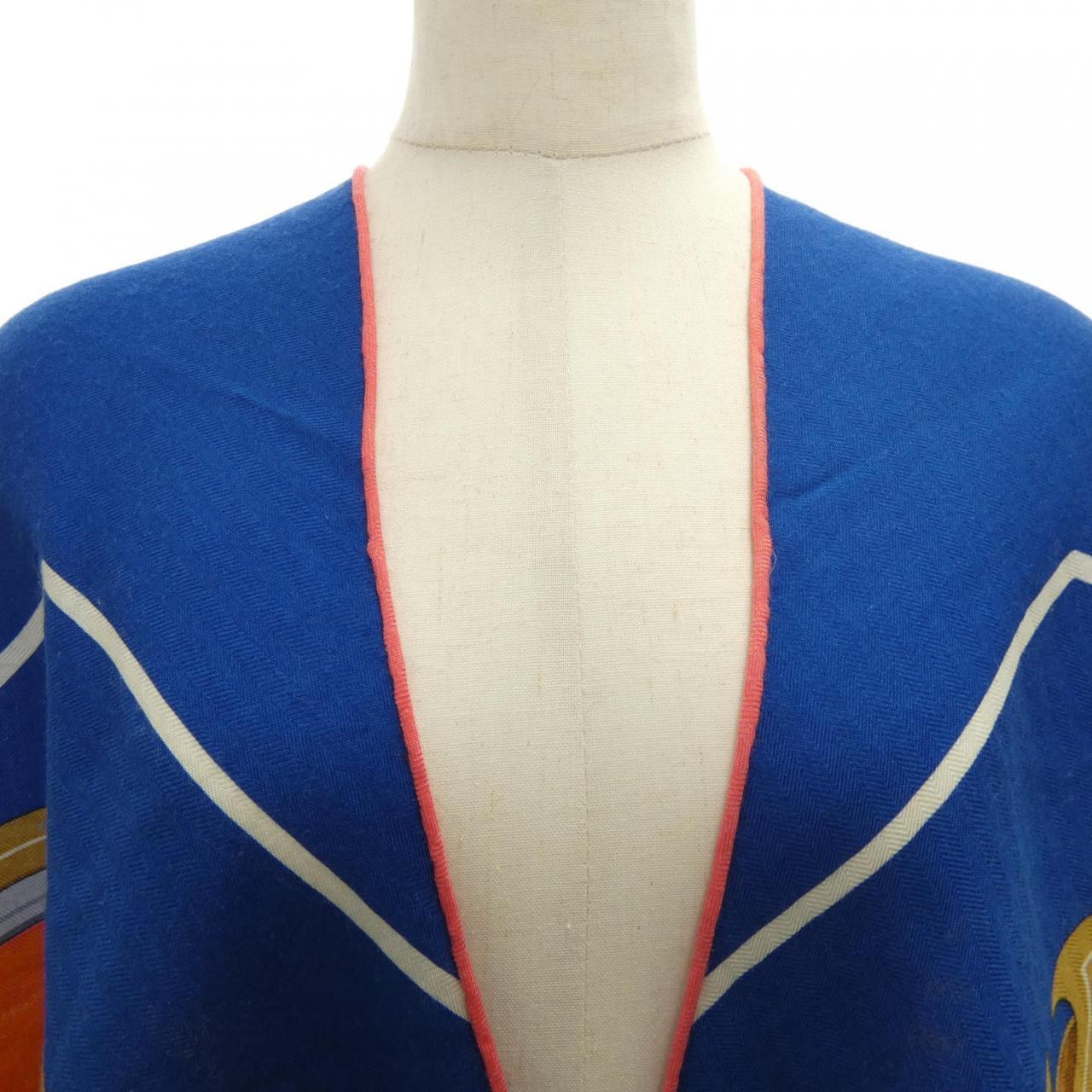 エルメス HERMES BRIDES ET DESTIN H363967S トライアングルジェアン STOLE