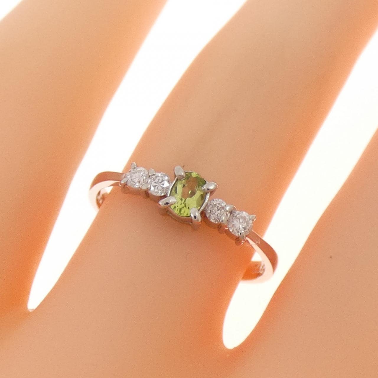 PT900 ペリドット リング 0.12CT