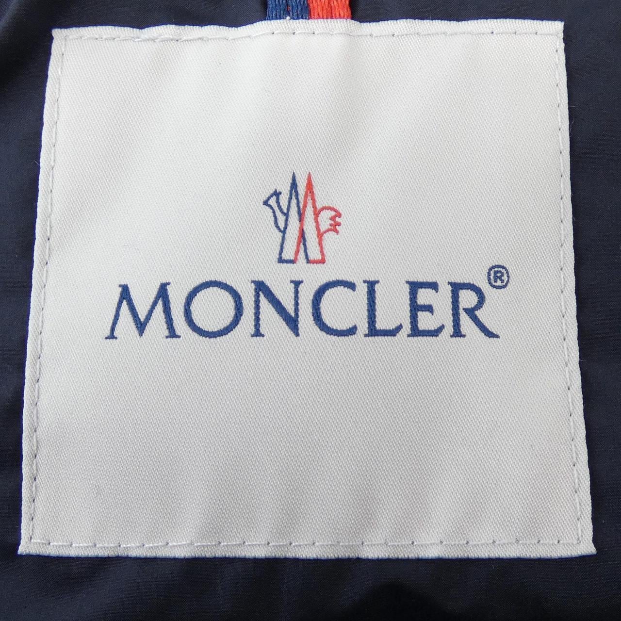 MONCLER DAMAVAND 羽绒服