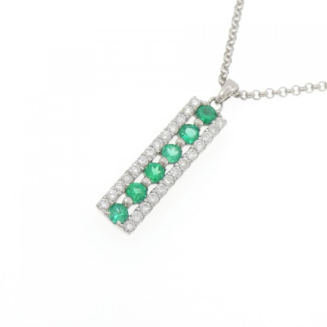 PT900/PT850 エメラルド ネックレス 0.53CT