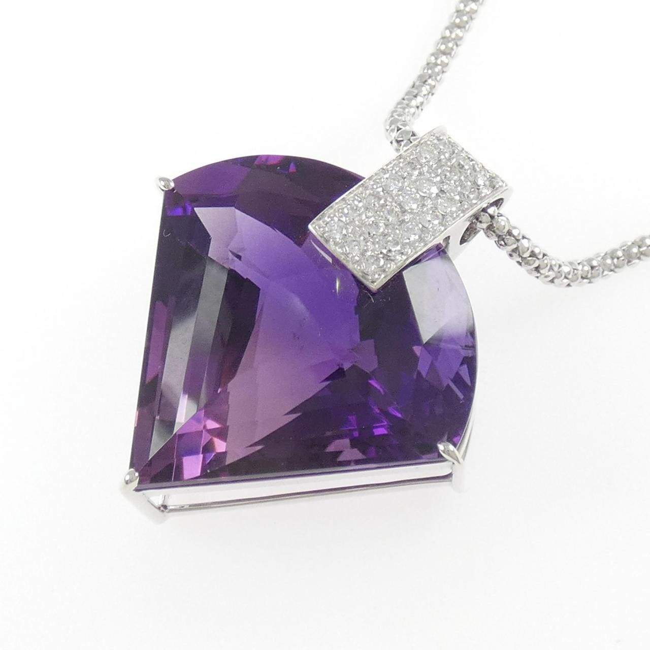 K18WG アメジスト ネックレス 60.68CT