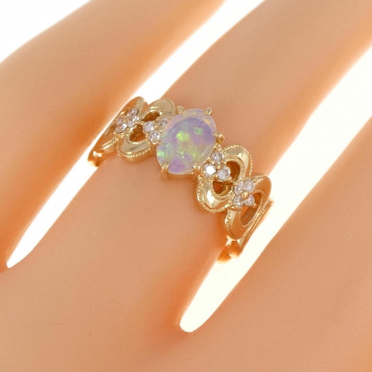 K18YG OPAL ring