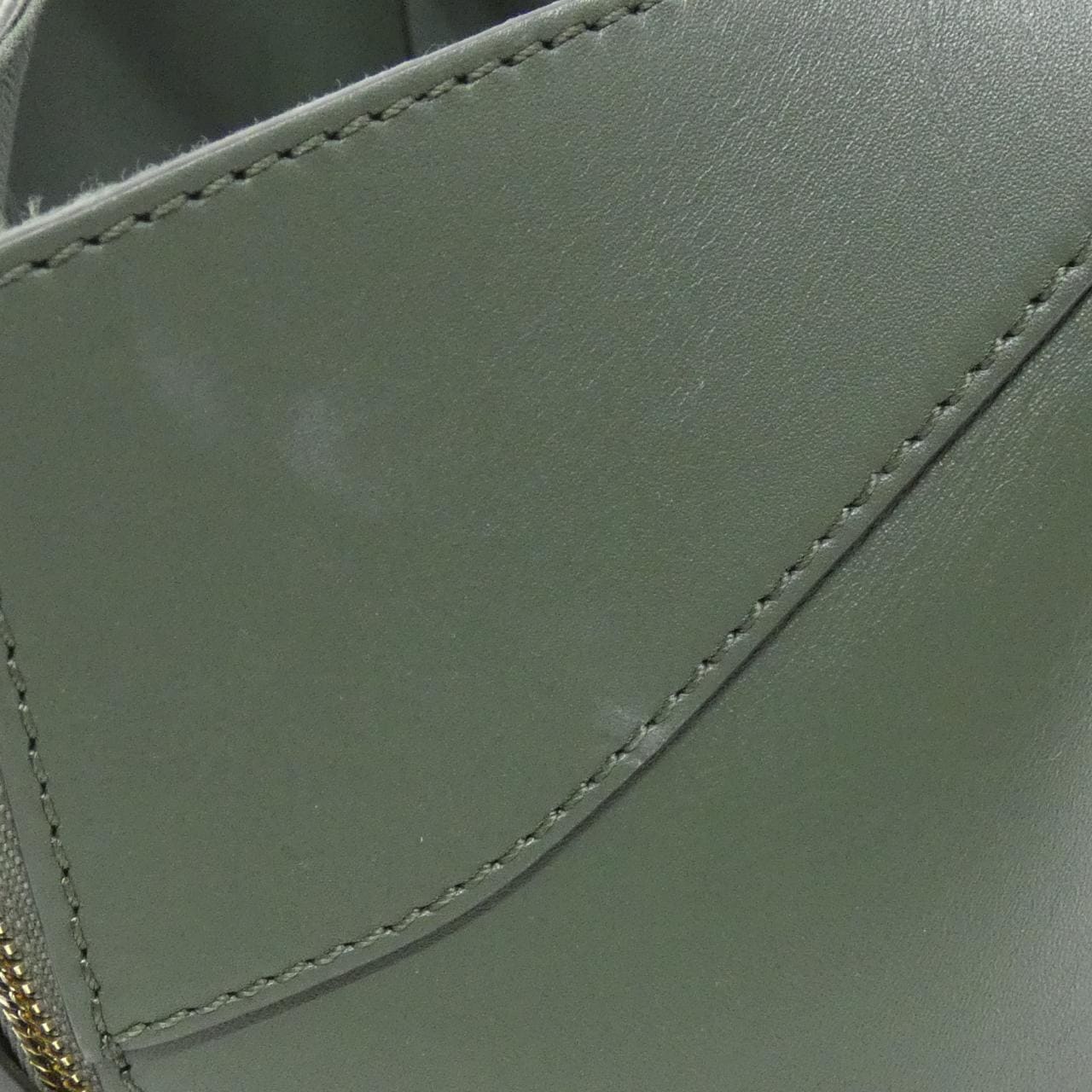 ロエベ ハンモック コンパクト A538H13X02 ショルダーバッグ