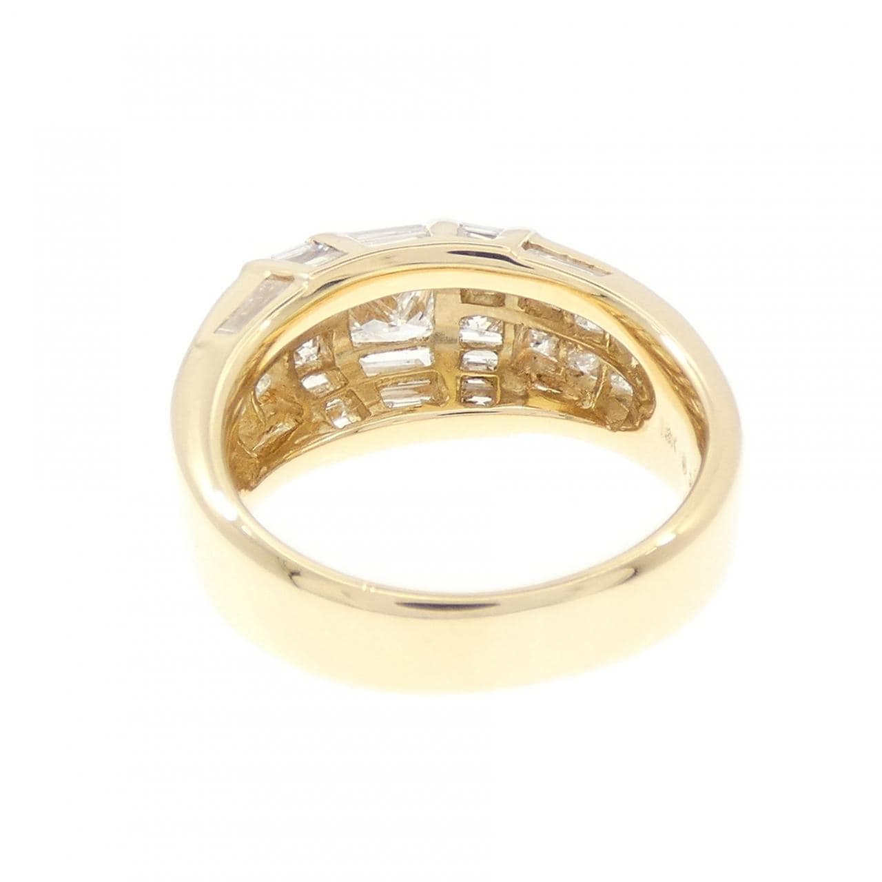 18KYG ダイヤモンド リング 0.39CT