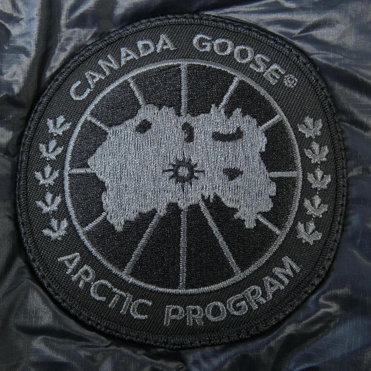 カナダグース CANADA GOOSE 2252MB CROFTON クロフトン ダウンジャケット
