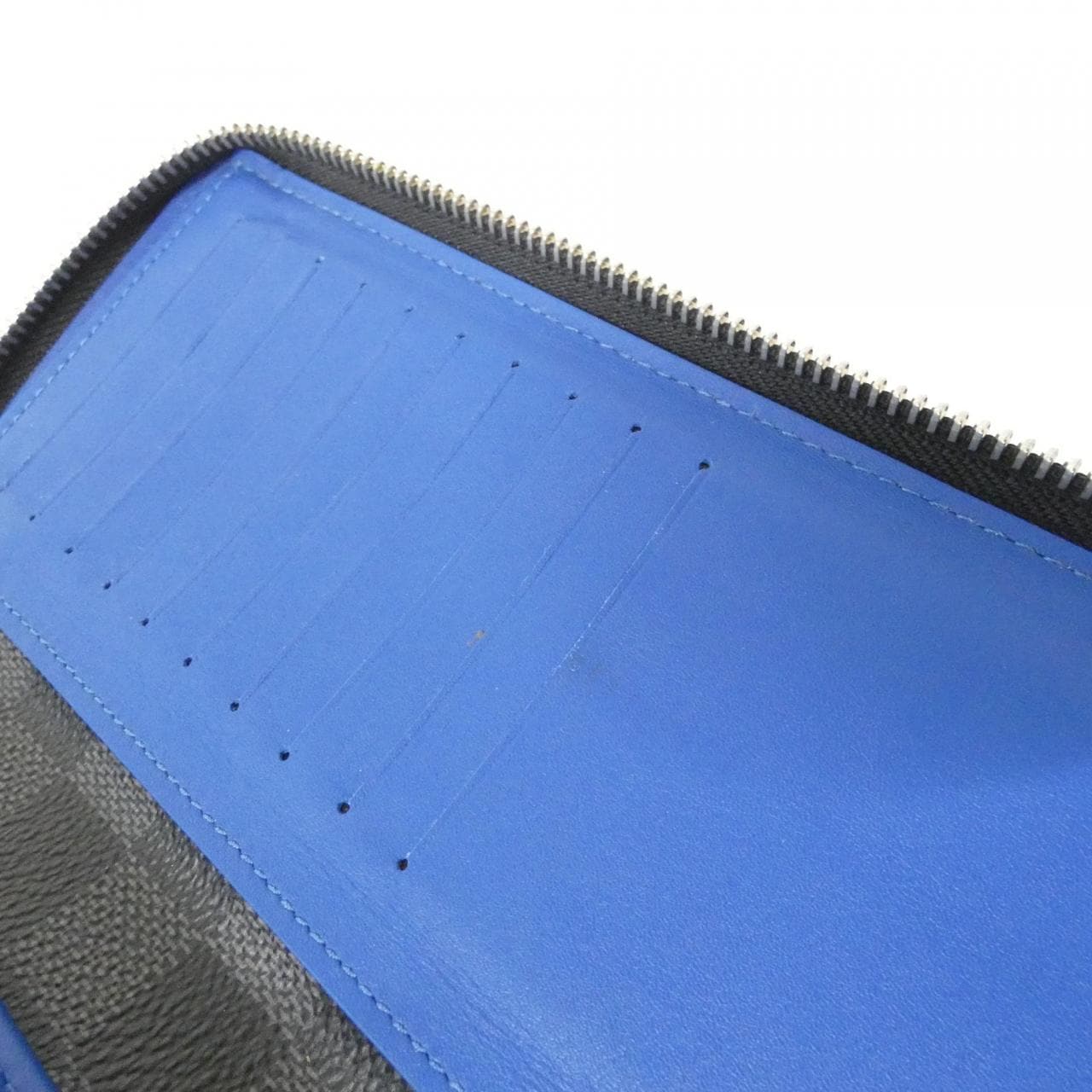 ルイヴィトン ダミエ グラフィット ジッピー ウォレット ヴェルティカル N64436 財布