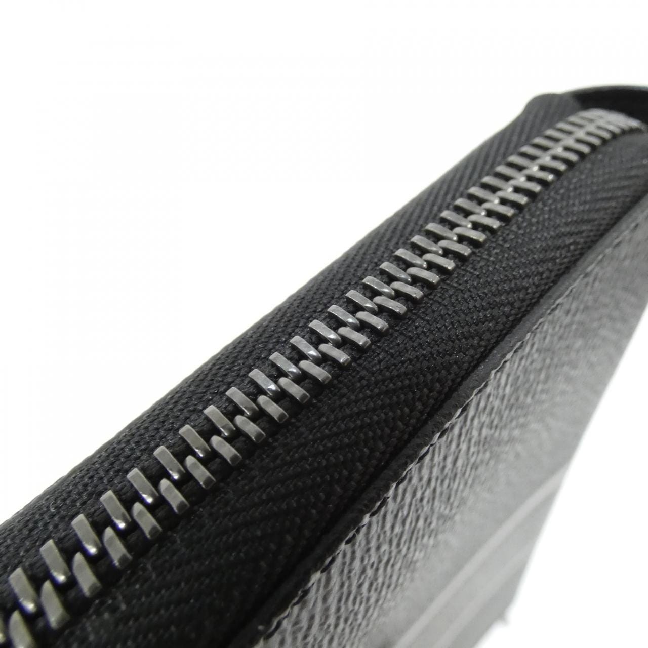 ルイヴィトン モノグラム エクリプス フラッシュ ジッピー オーガナイザー M64645 財布