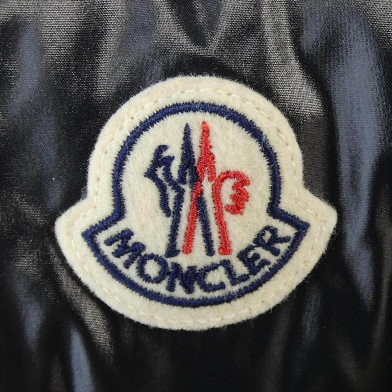 モンクレール MONCLER ダウンジャケット