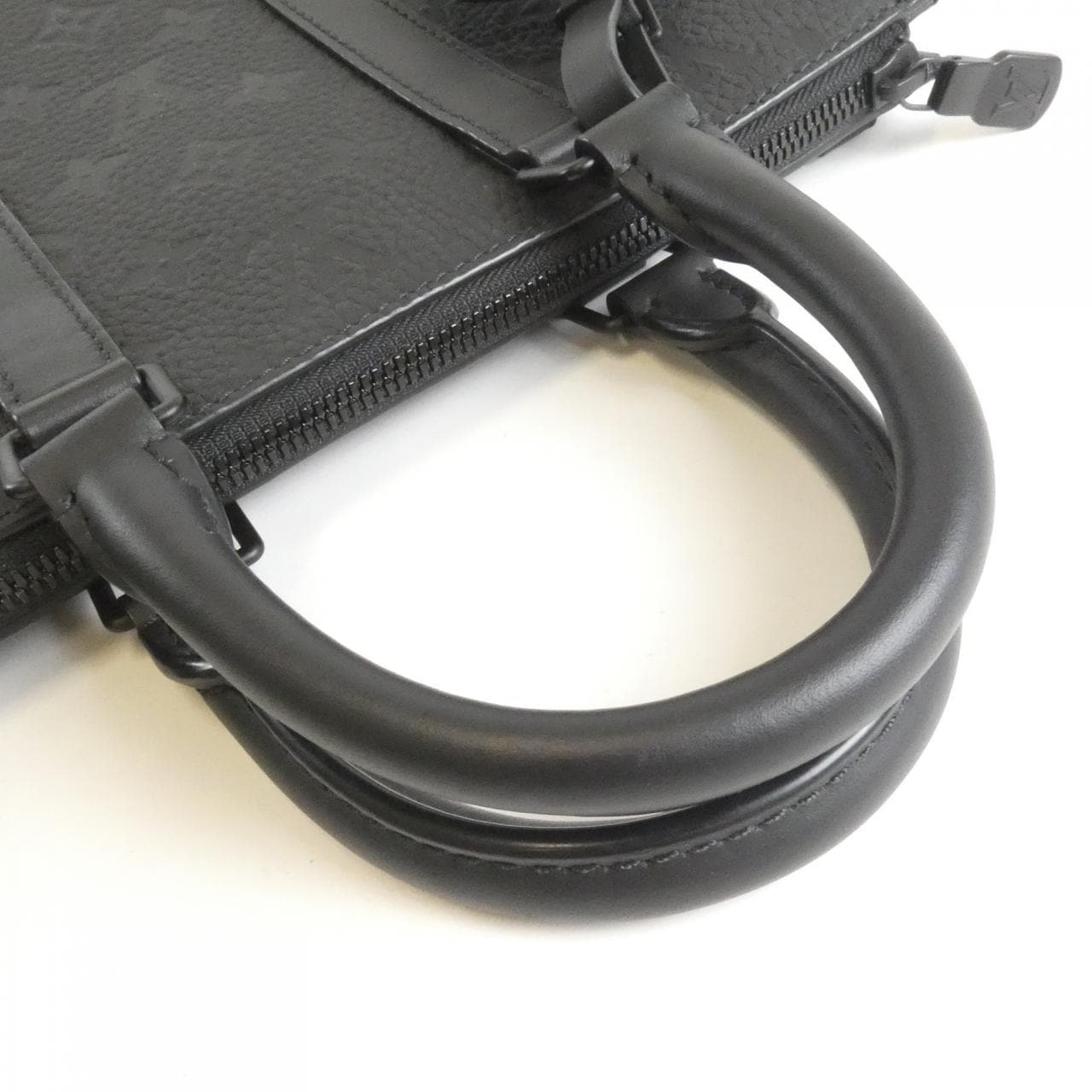 ルイヴィトン トリヨン モノグラム サックプラ クロス M59960 バッグ