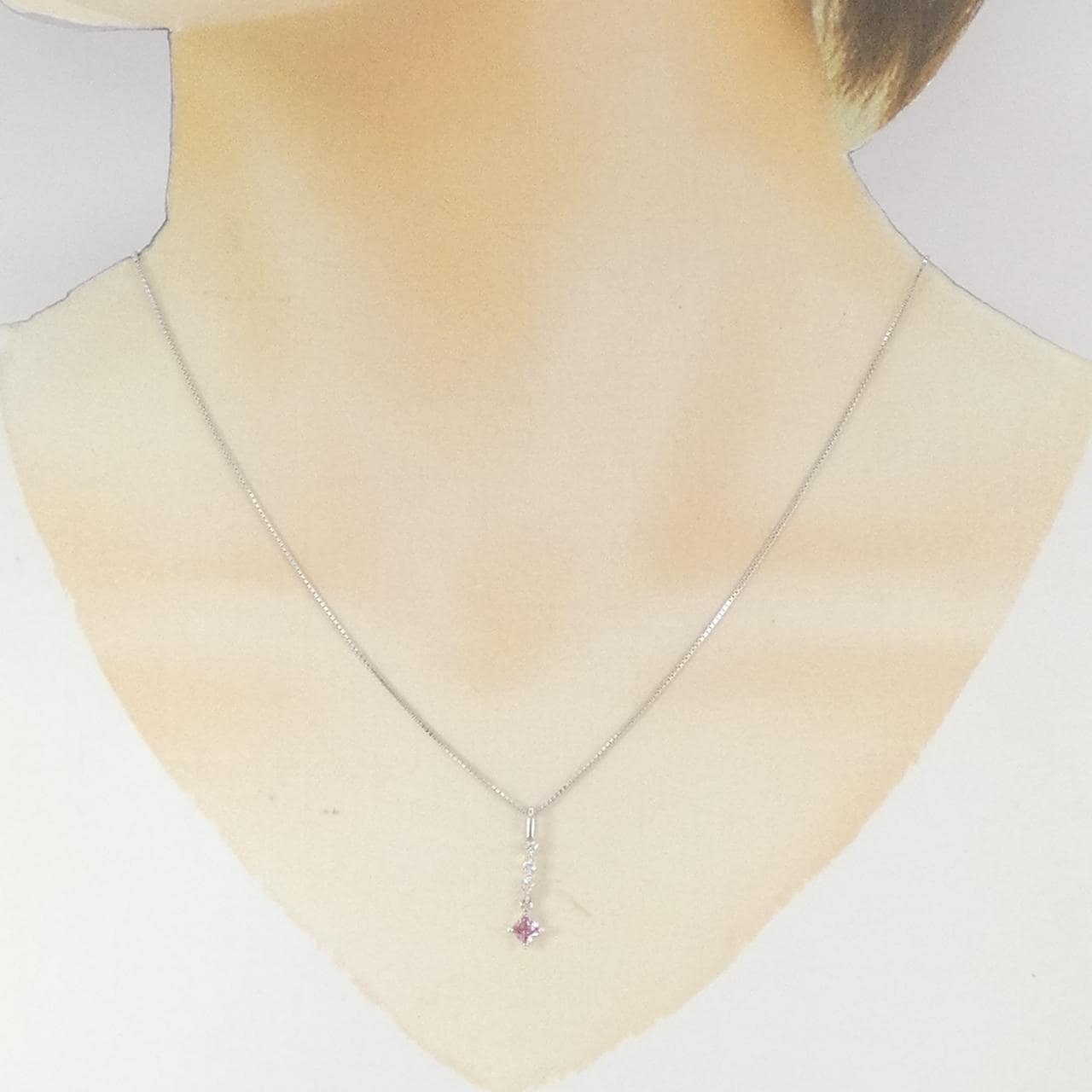 K18WG サファイヤ ネックレス 0.249CT