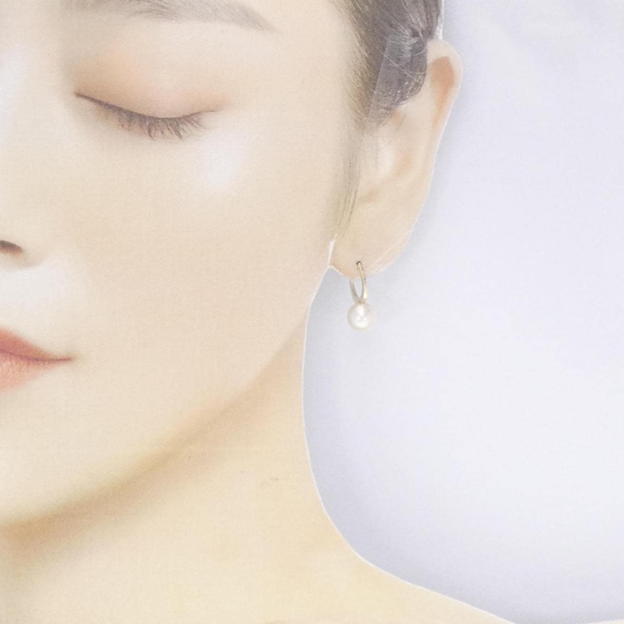 [新品] K10YG 淡水珍珠耳环 7.9mm