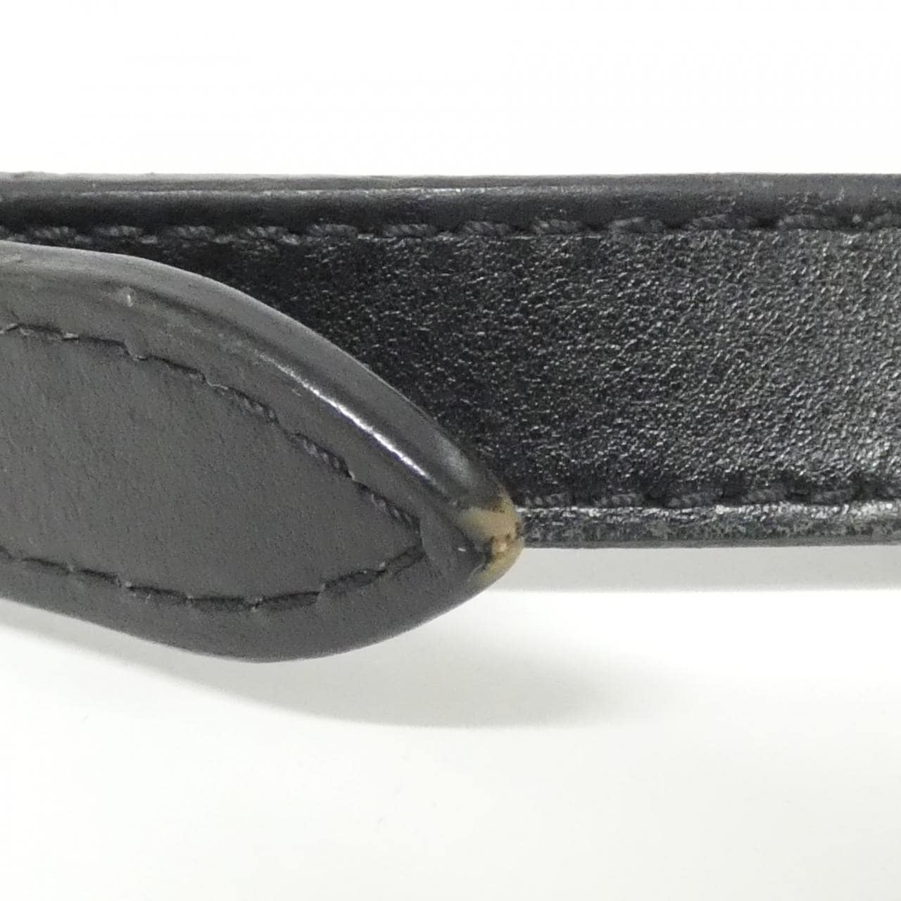 ルイヴィトン モノグラム カモフラージュ ソフトトランク M56428 ショルダーバッグ