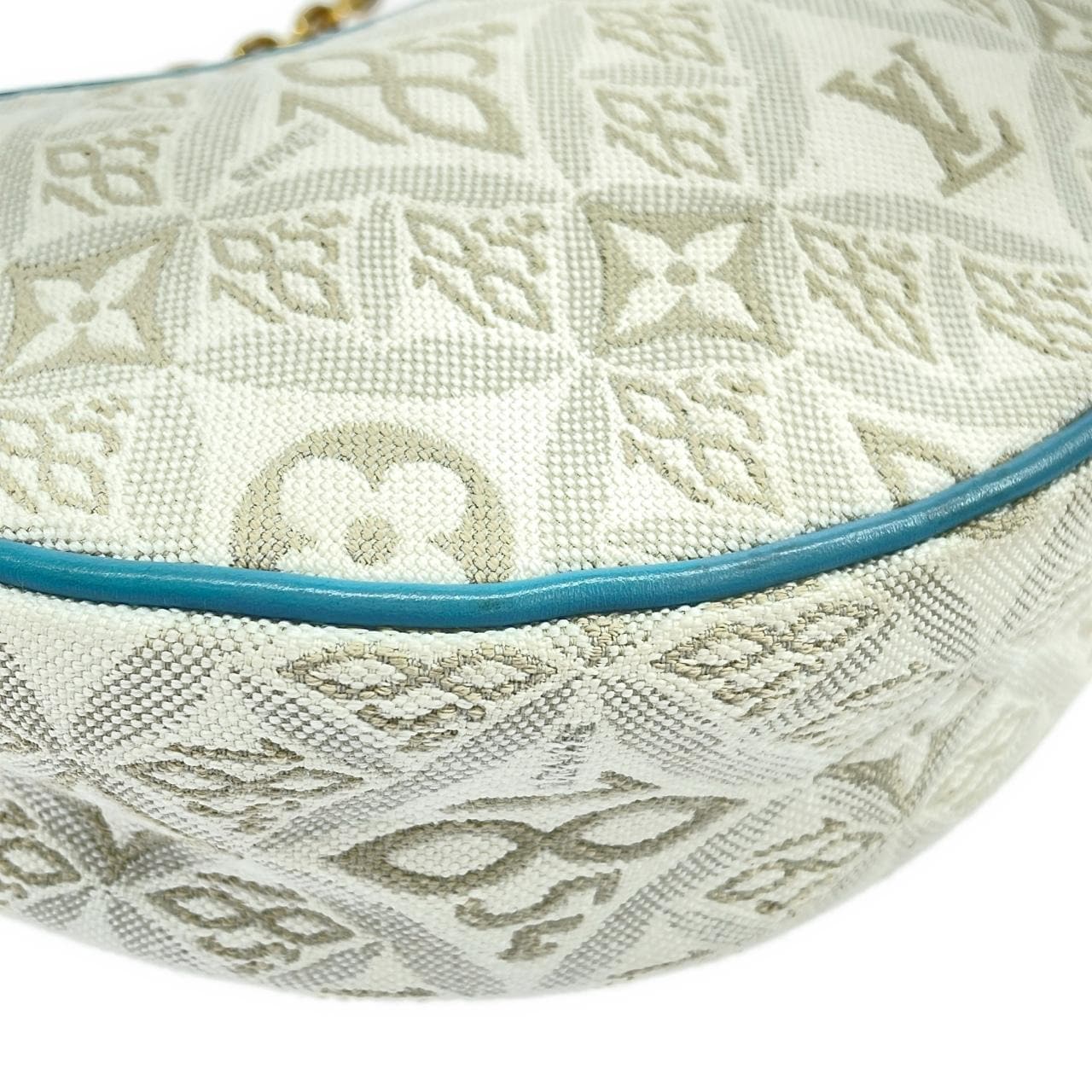 ルイヴィトン SINCE1854 ループ M81094 ショルダーバッグ