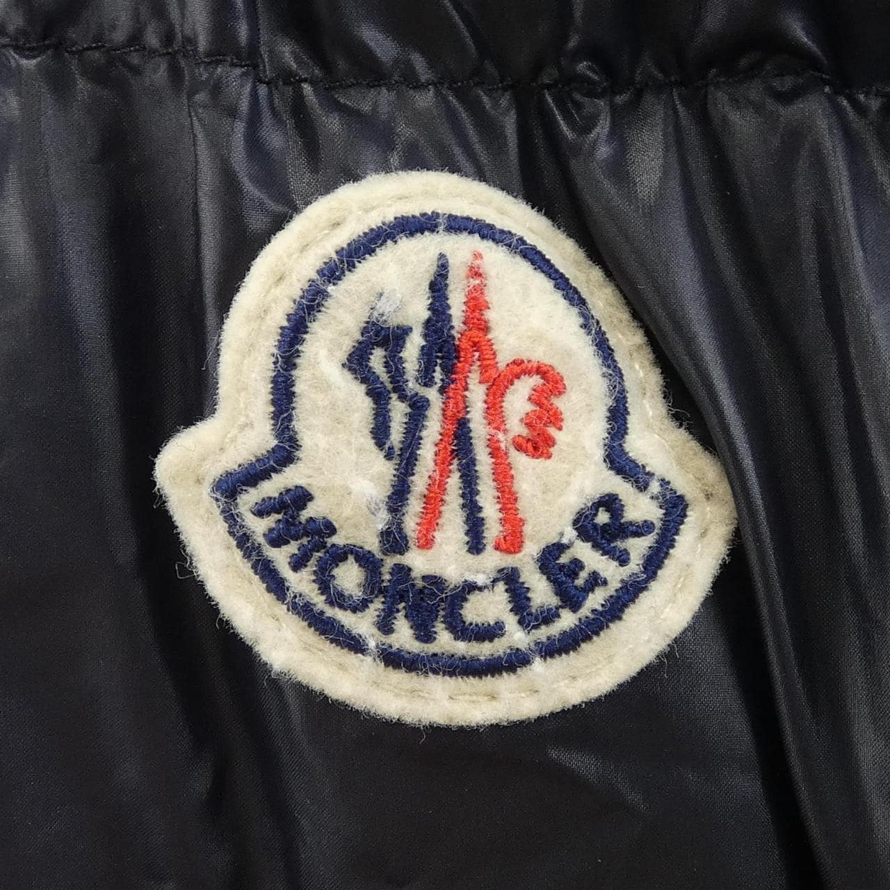 モンクレール MONCLER SERITTE ダウンジャケット