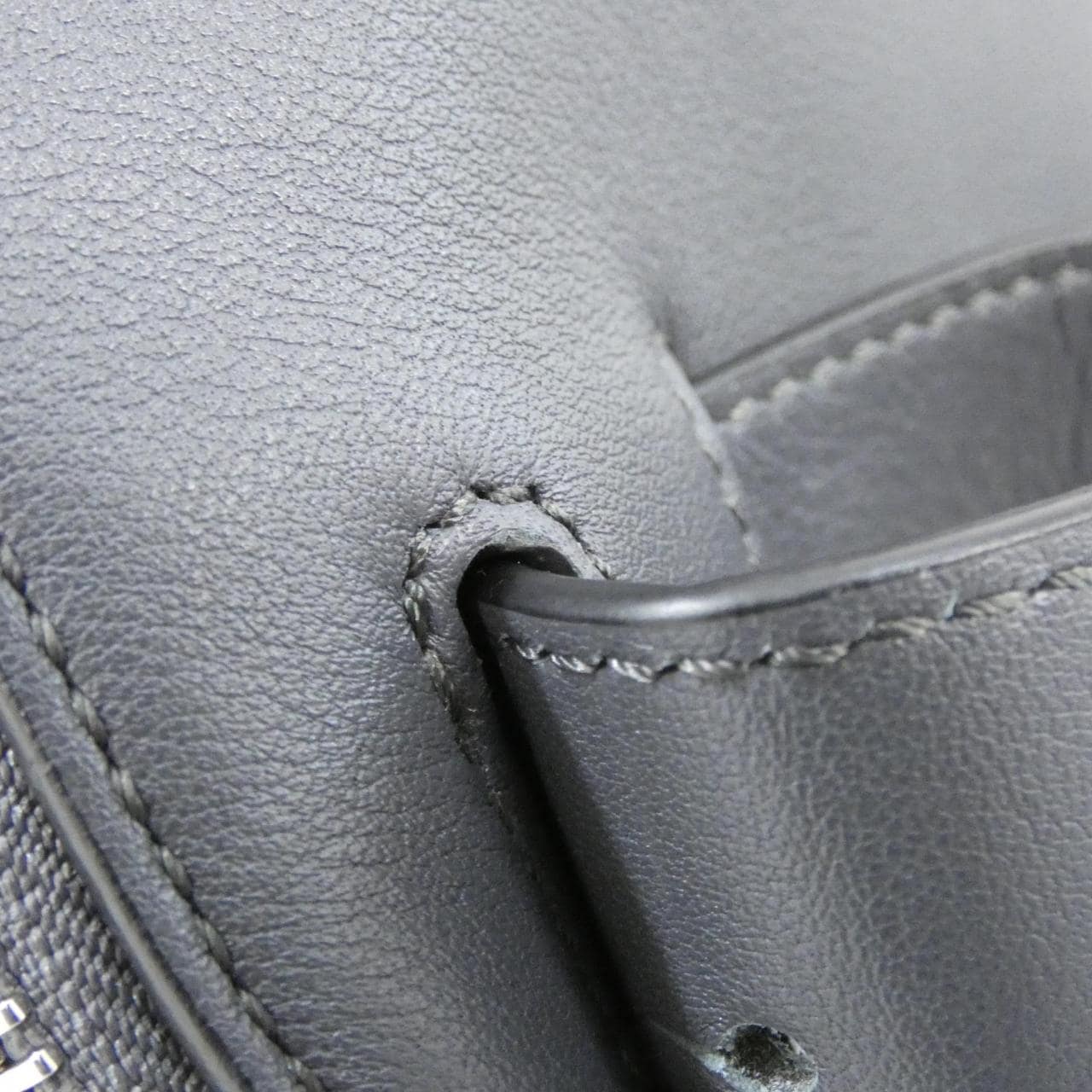 ロエベ アントン スリング B511A09X06 バッグ