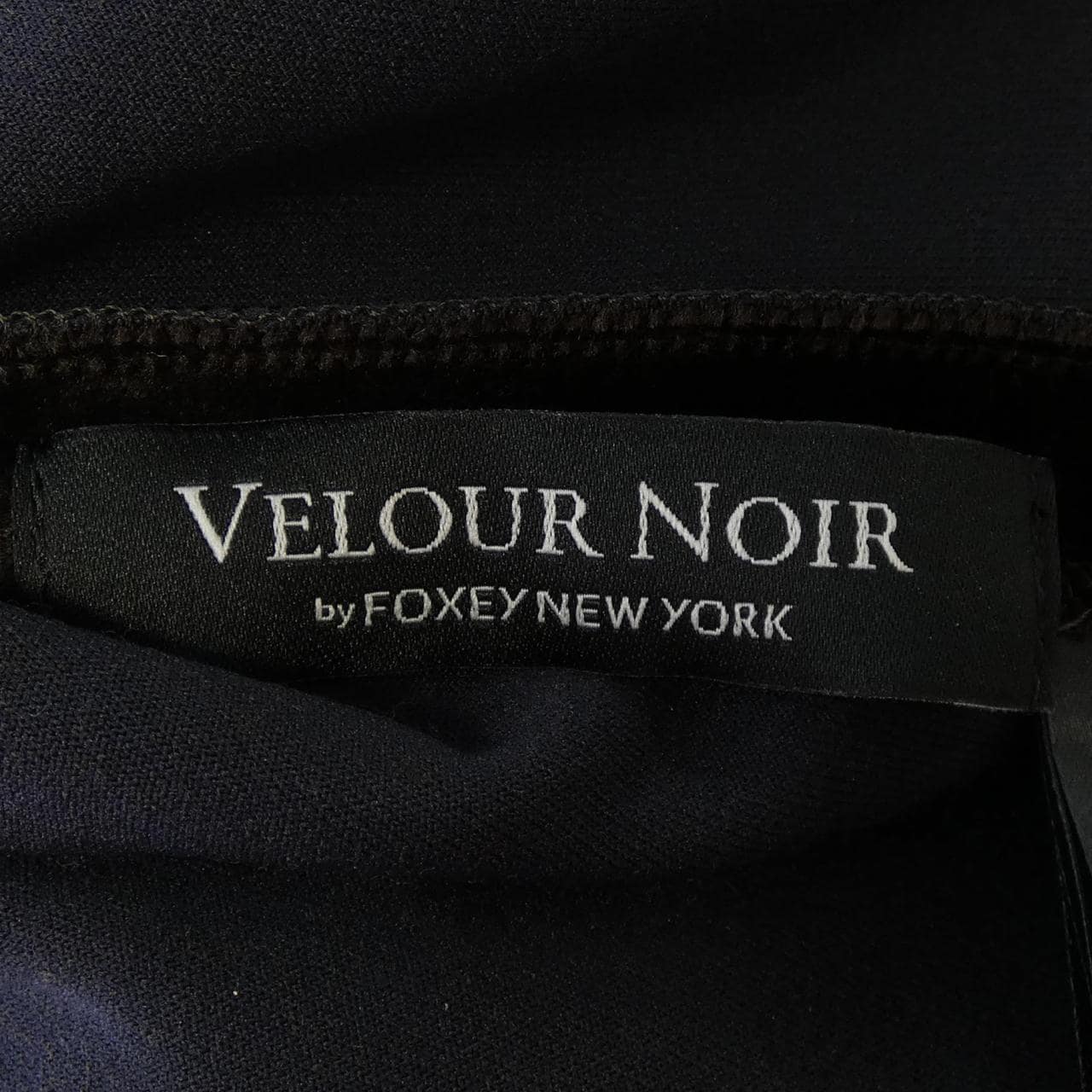 ヴェロアノワール VELOUR NOIR 43018 トップス