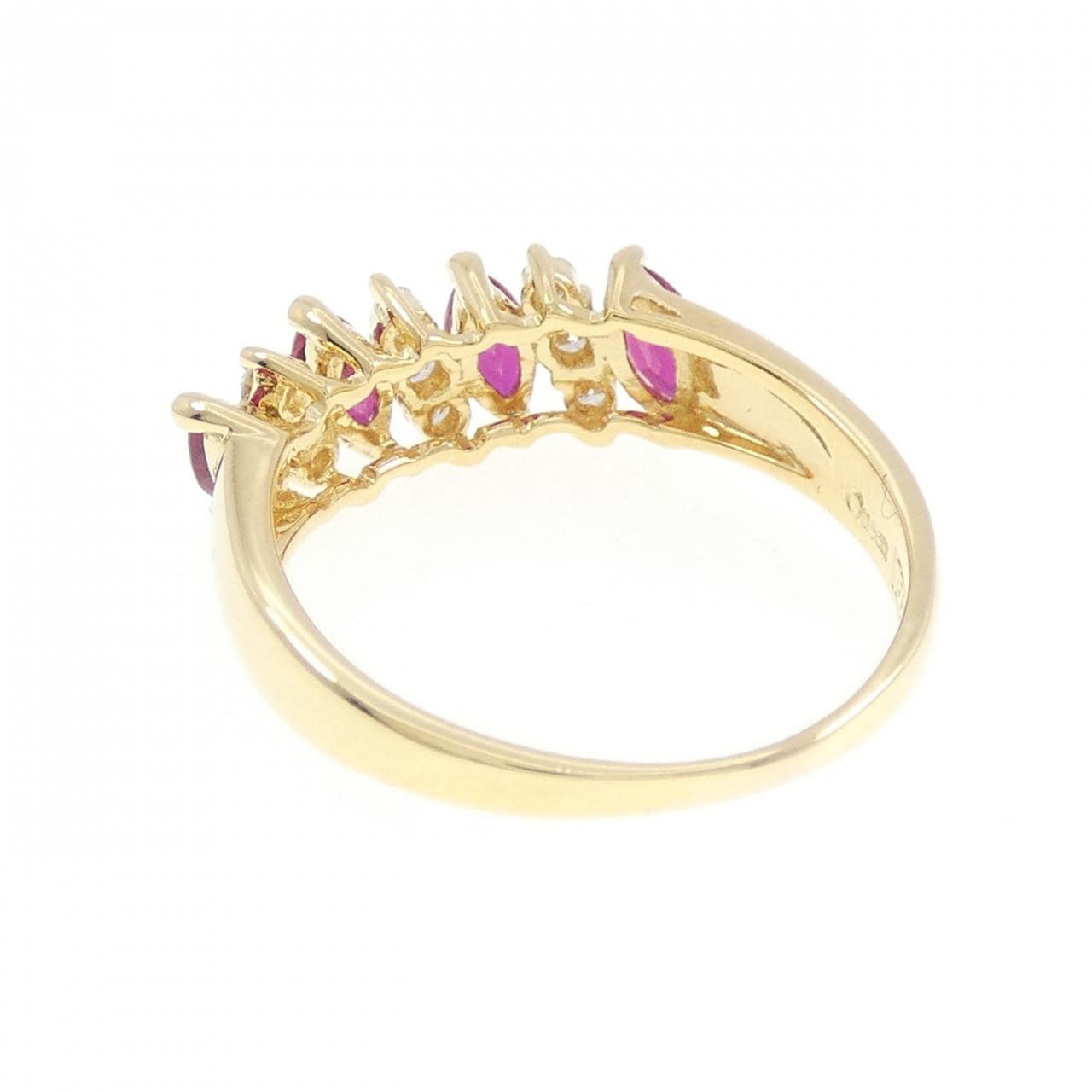 クイーン ルビー リング