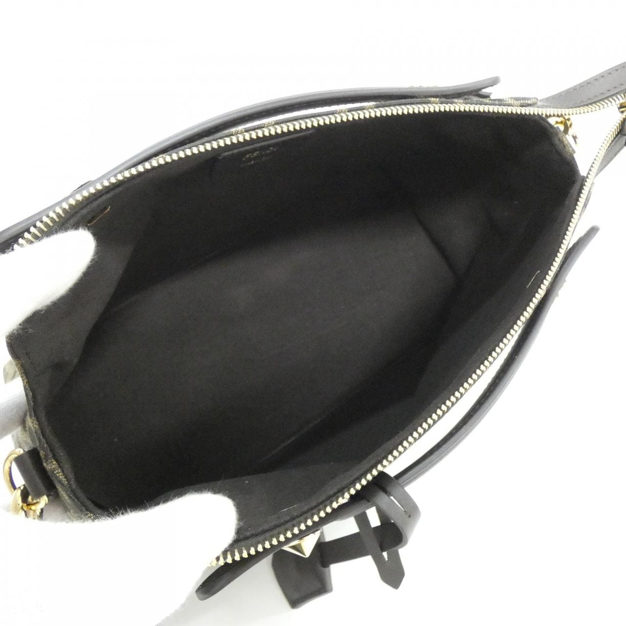 【新品】フェンディ バイ ザ ウェイ ソフト ミディアム 8BL155 AFPM バッグ