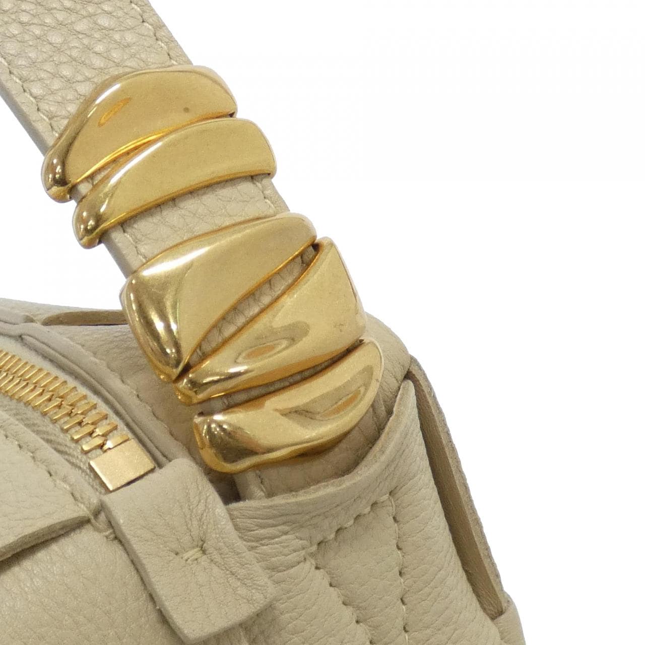 ボッテガヴェネタ 715655 V17H1 ショルダーバッグ