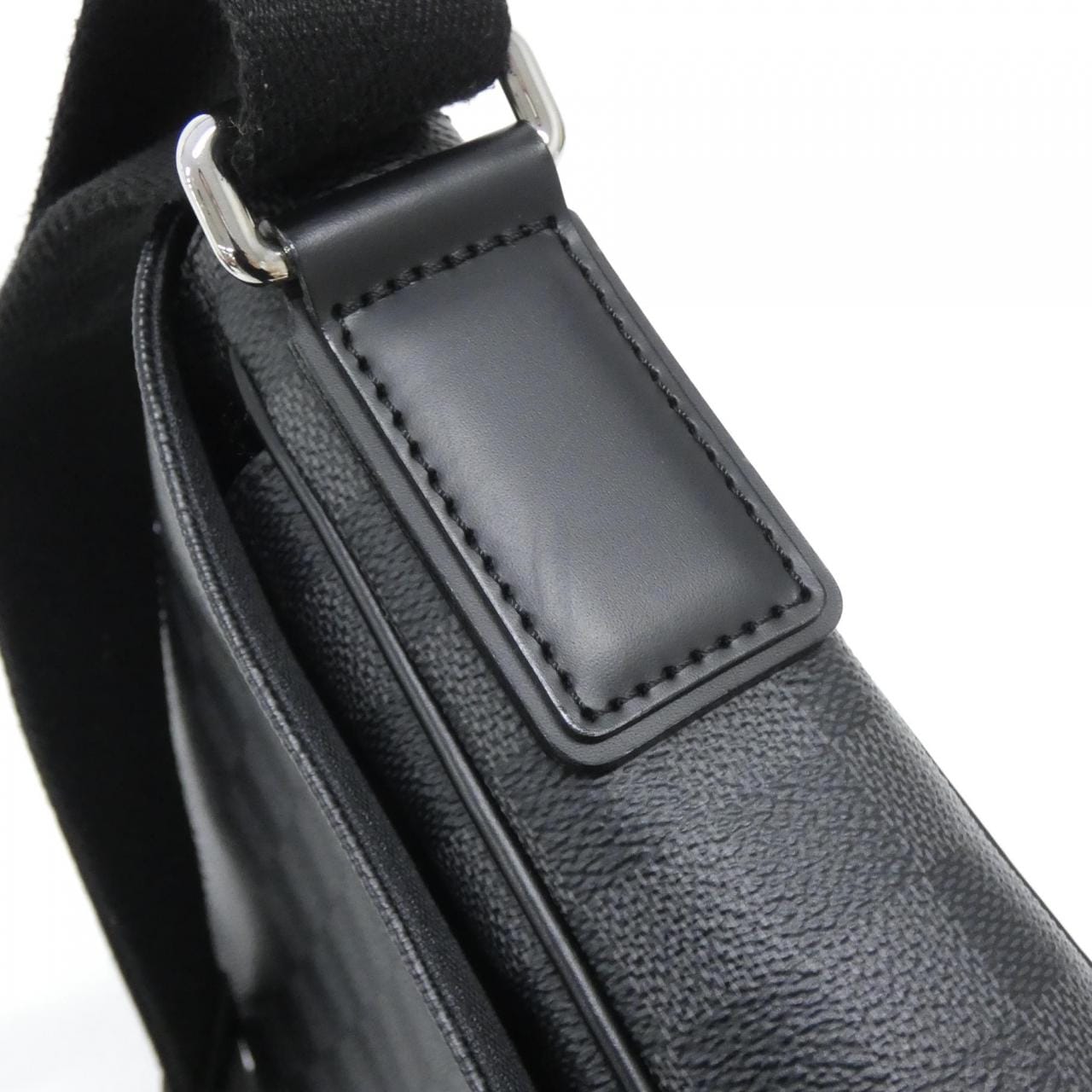 ルイヴィトン ダミエ グラフィット ディストリクト PM N41260 ショルダーバッグ