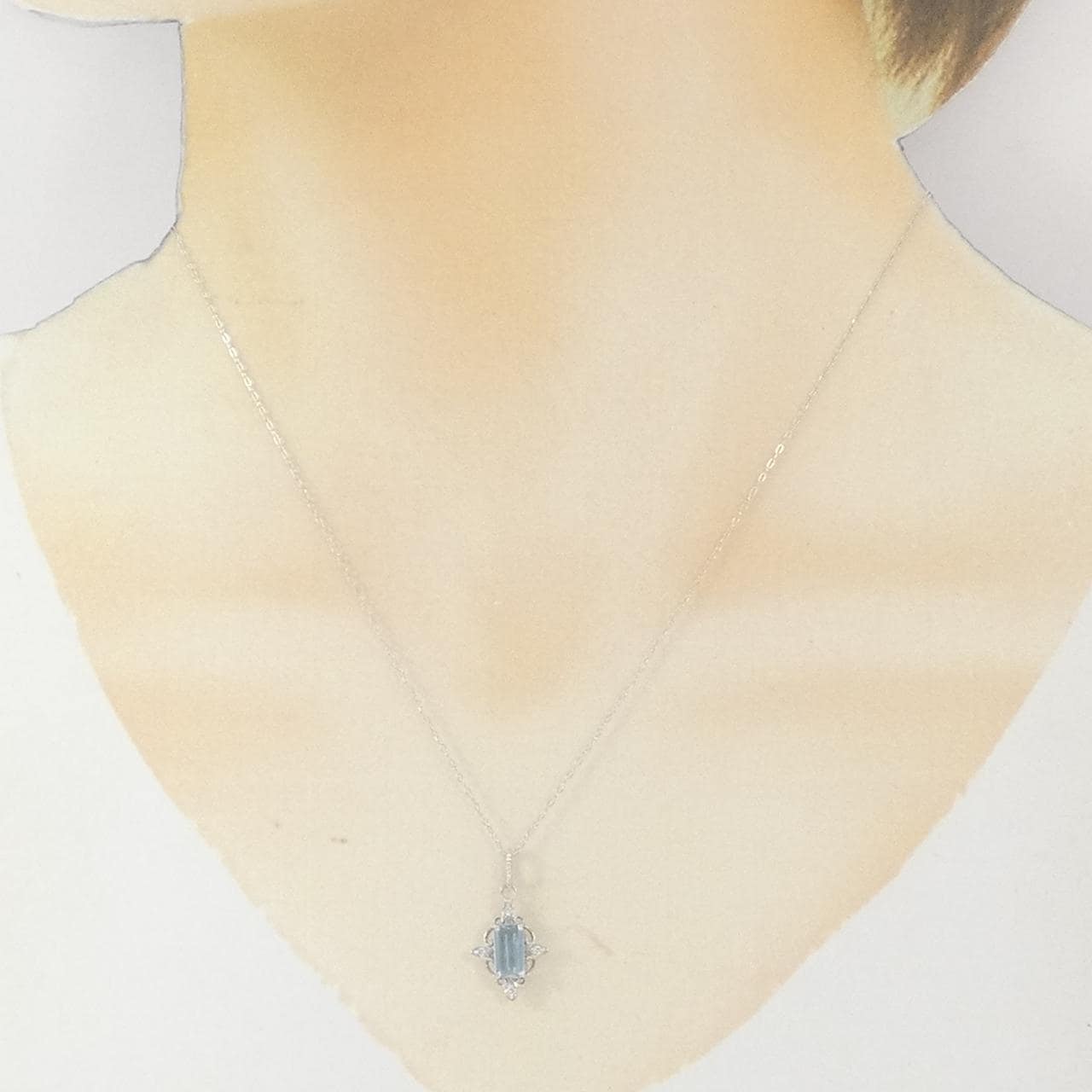 K18WG アクアマリン ネックレス 0.57CT