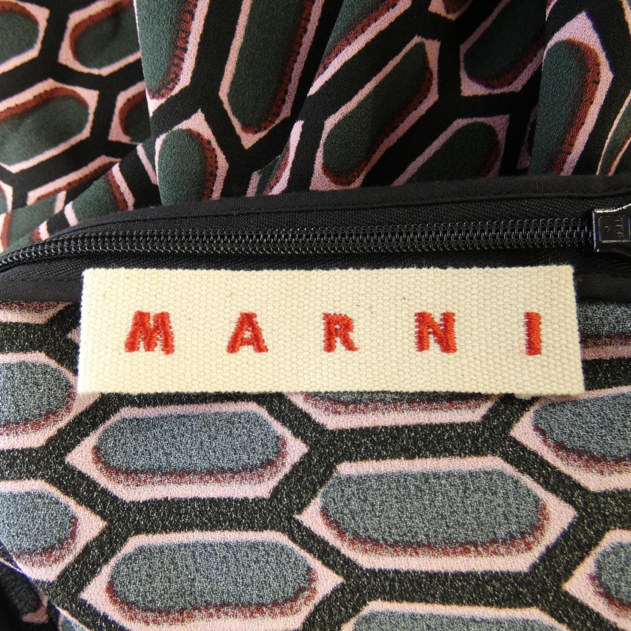マルニ MARNI S16TTMAT33A00TV452 トップス