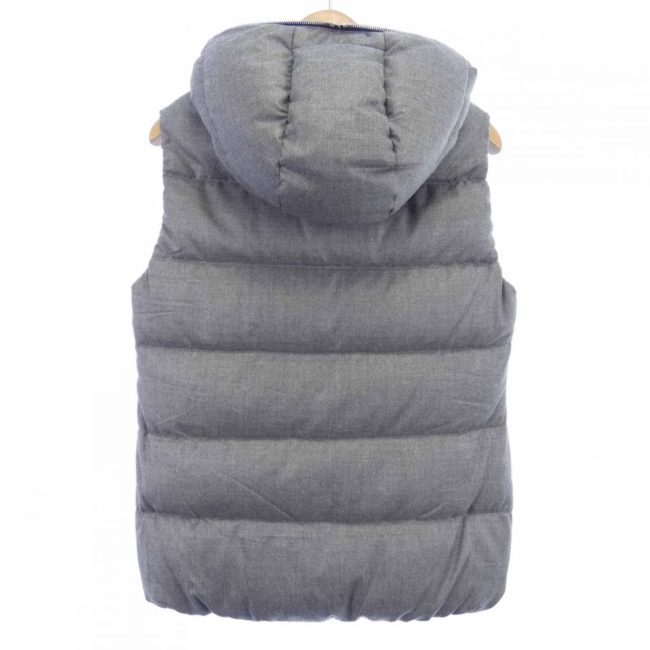 デュベティカ DUVETICA FEBEDUE ダウンベスト