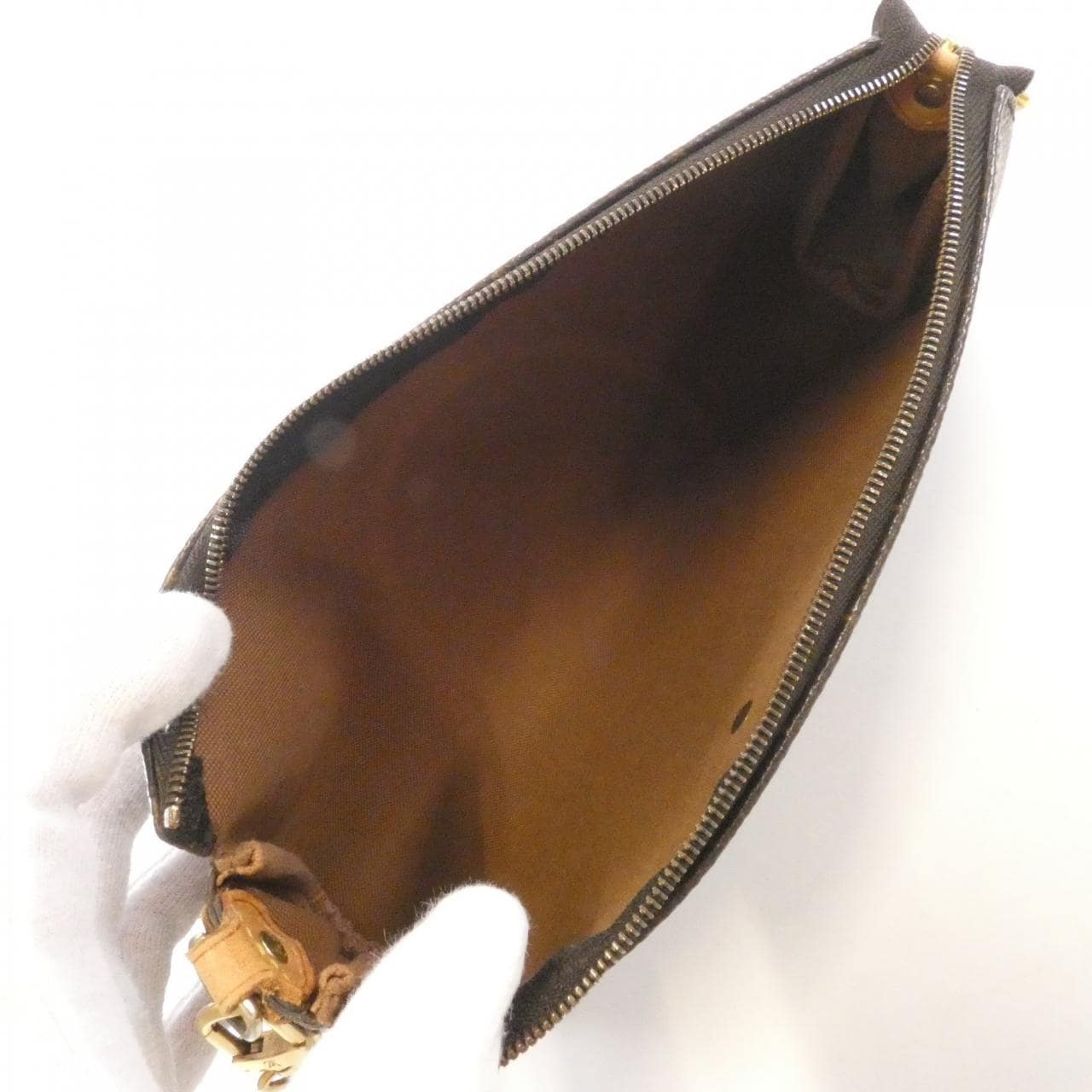 ルイヴィトン モノグラム エヴァ M95567 ショルダーバッグ