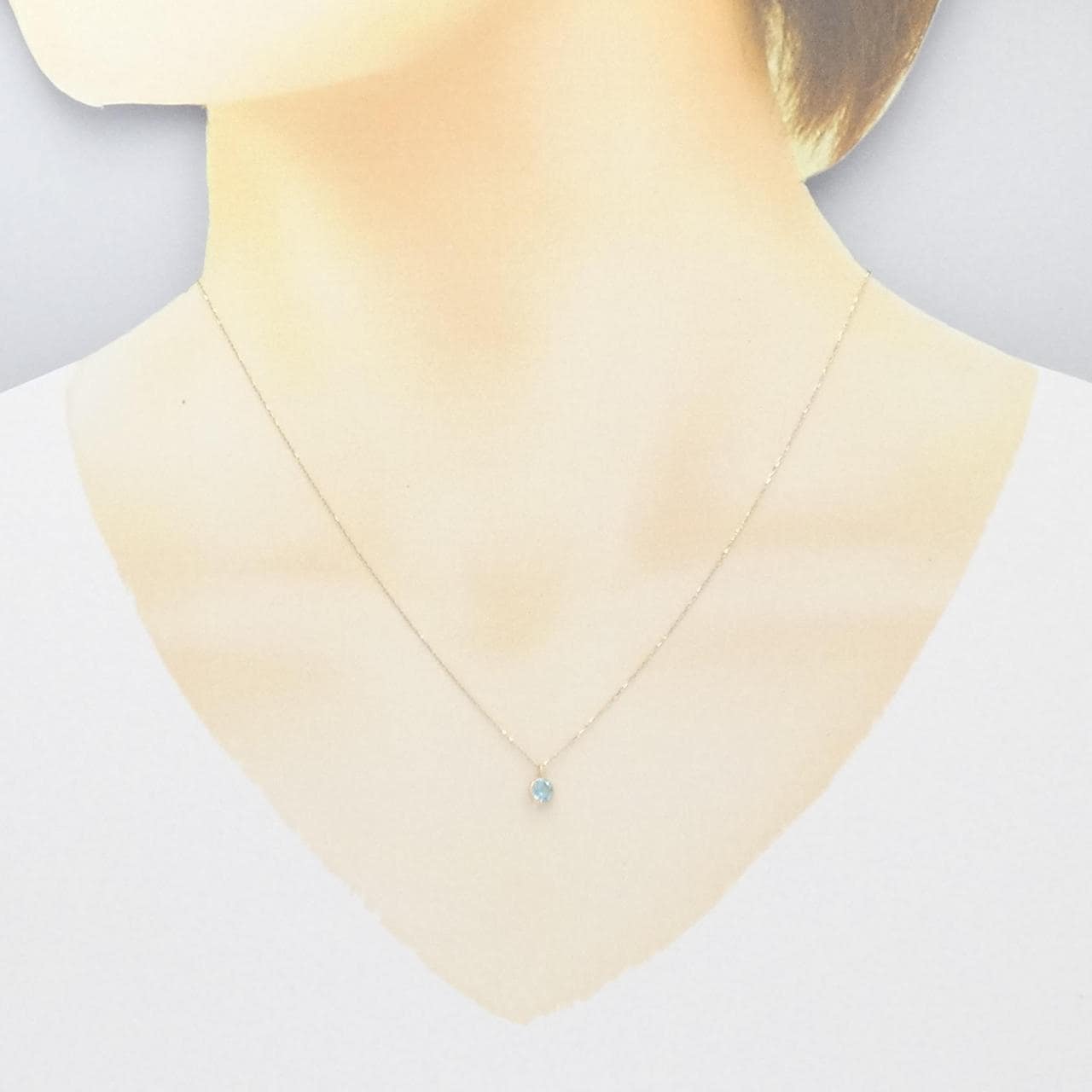 [BRAND NEW] K10YG Blue Topaz Necklace