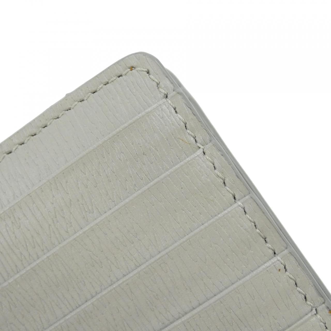 グッチ 772640 0OP0N 財布