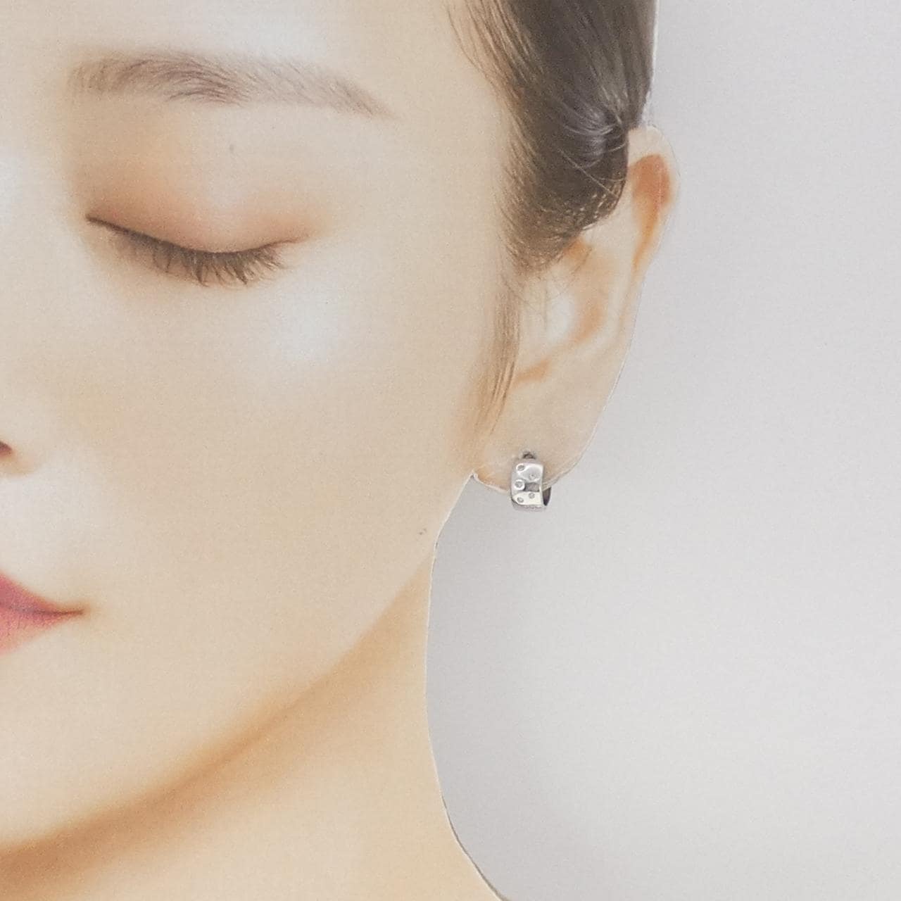 K18WG ダイヤモンド ピアス 0.10CT