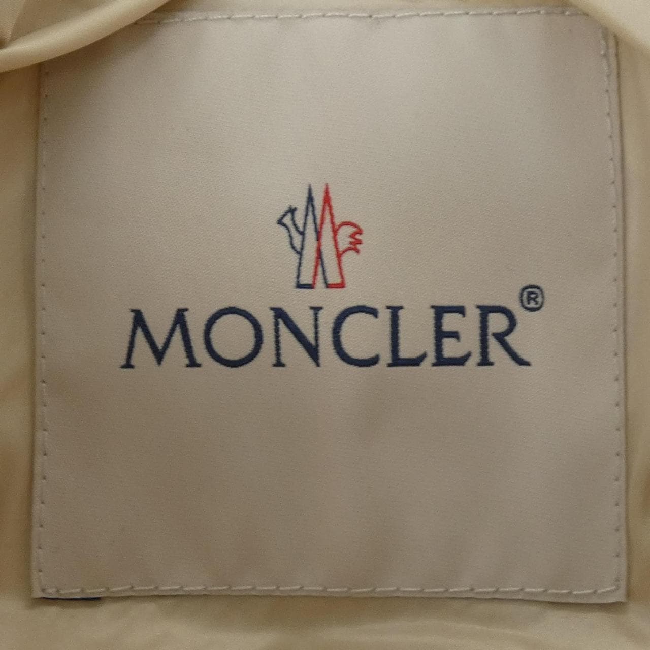 モンクレール MONCLER SERINDE ダウンジャケット