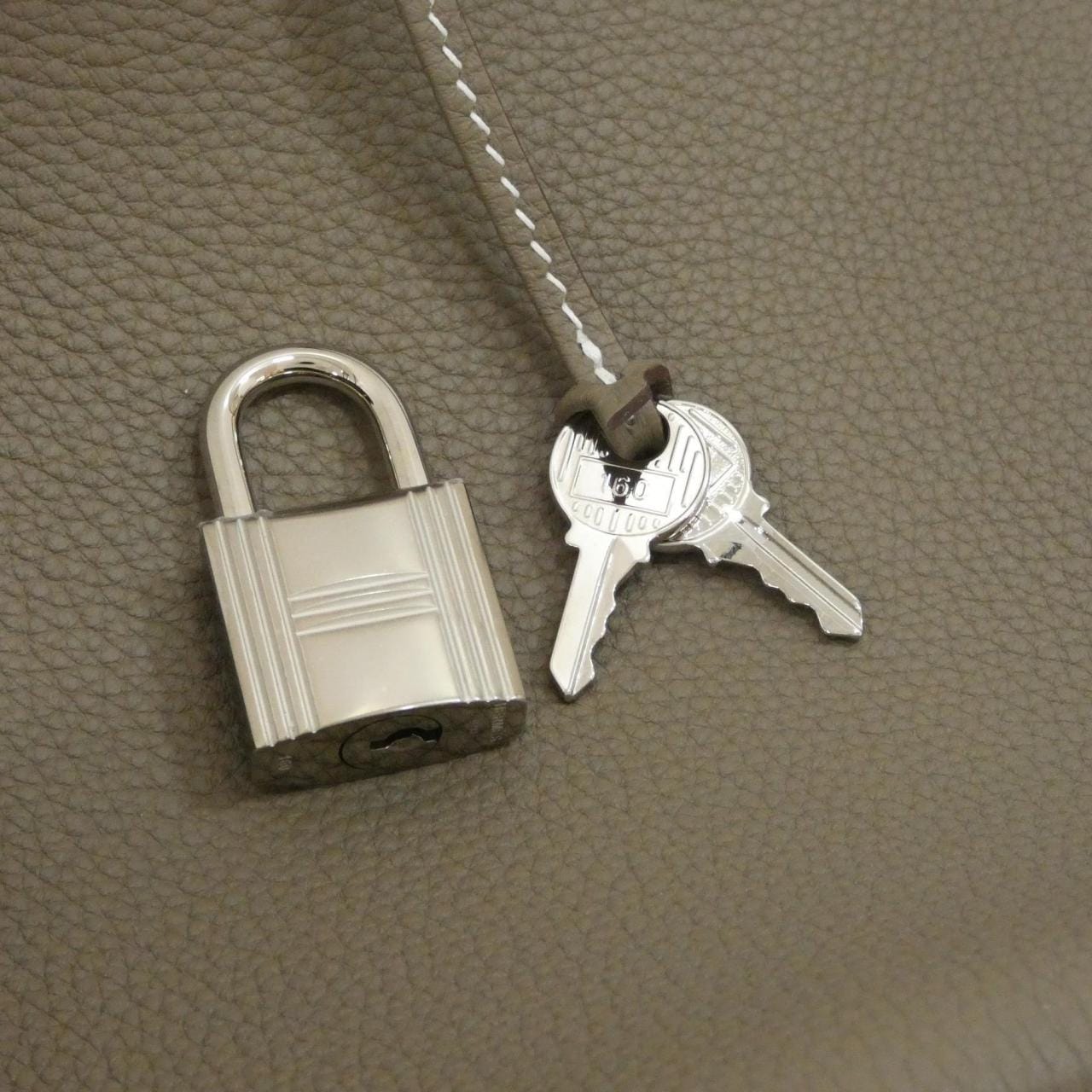 エルメス アッカド PM 083589CK ショルダーバッグ