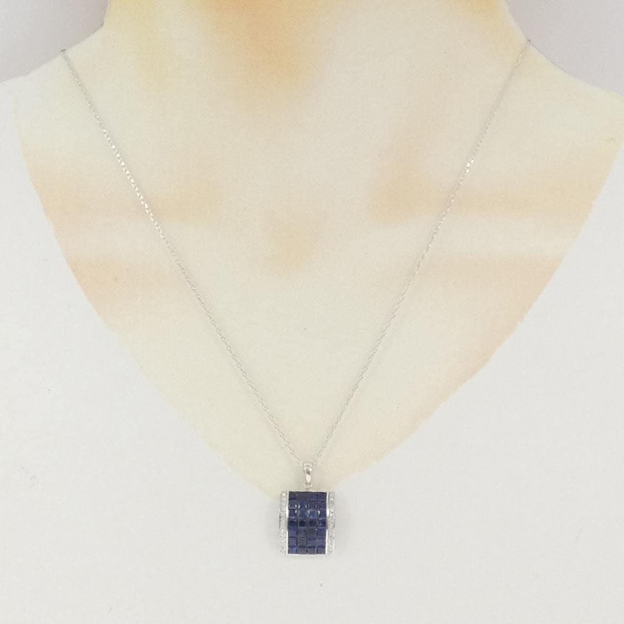 K14WG/K10WG サファイヤ ネックレス 3.00CT