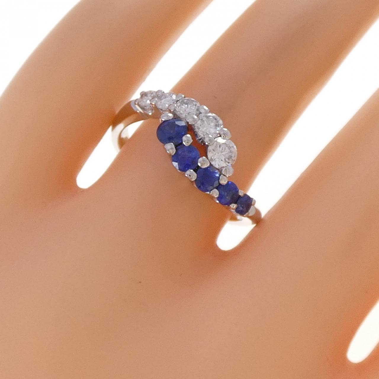 PT900 サファイヤ リング 0.64CT