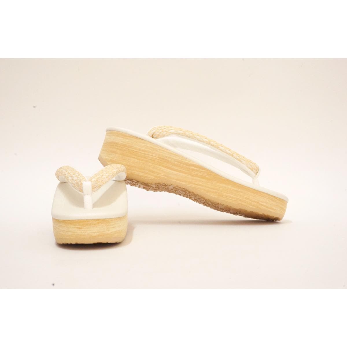 【新品】女草履　Ｍサイズ【カレンブロッソ】