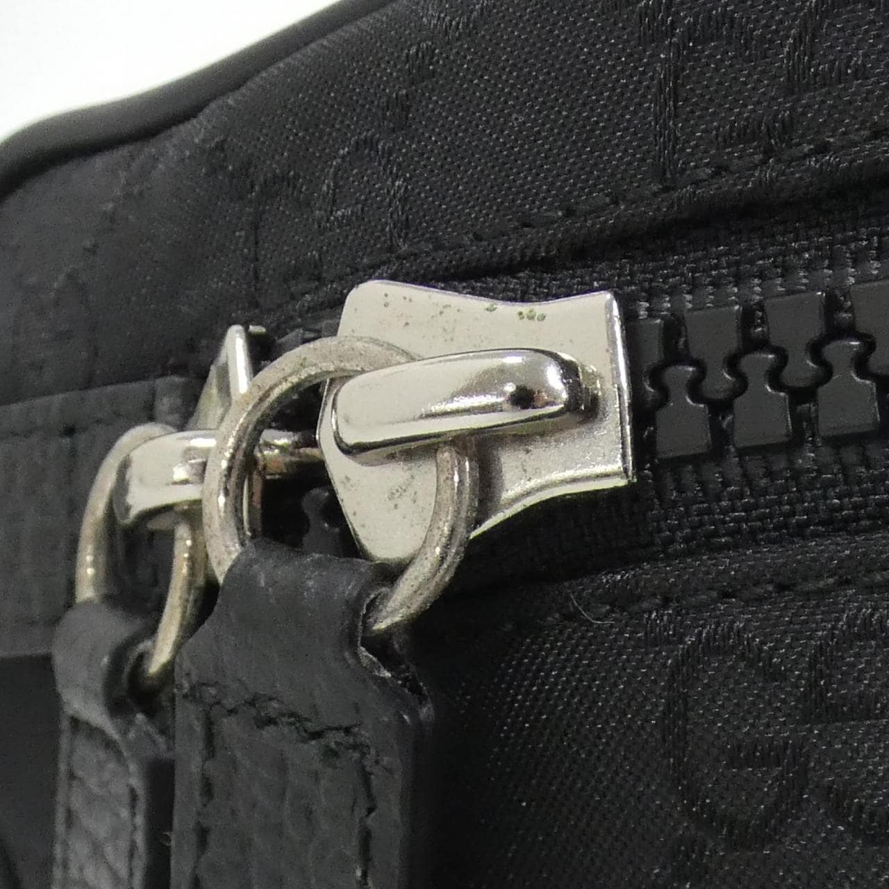 Gucci 449182 G1XHN單肩包