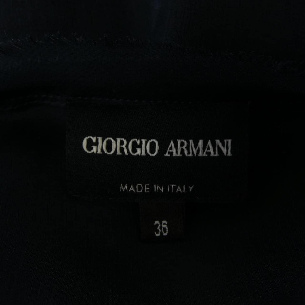 ジョルジオ アルマーニ GIORGIO ARMANI トップス
