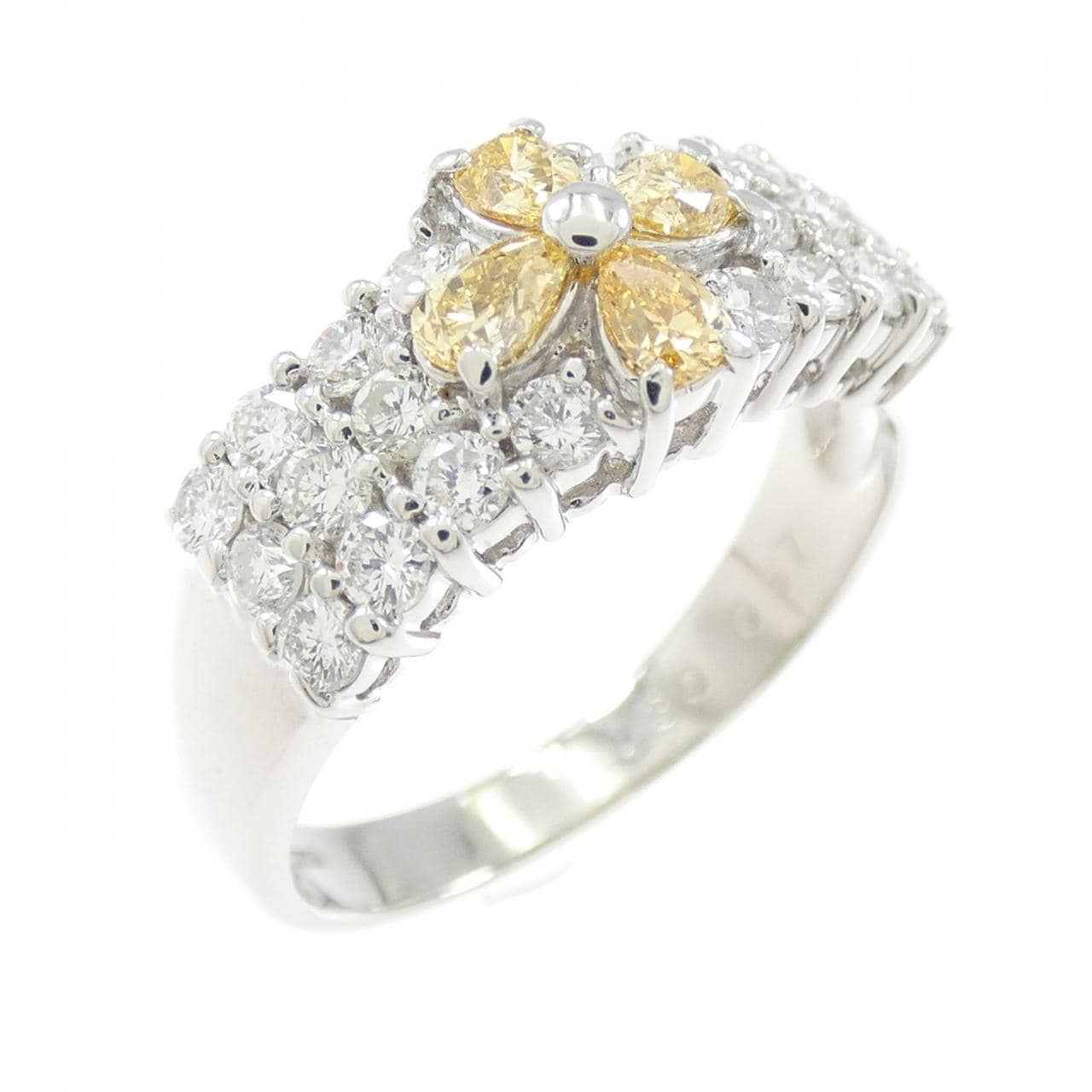 PT900 フラワー ダイヤモンド リング 0.30CT
