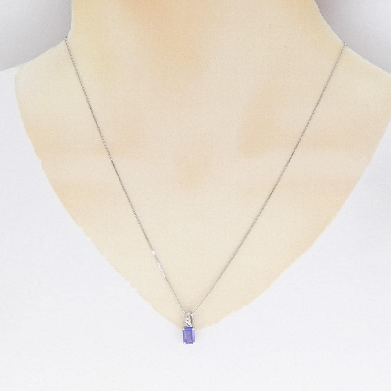 【リメイク】PT タンザナイト ネックレス 0.92CT