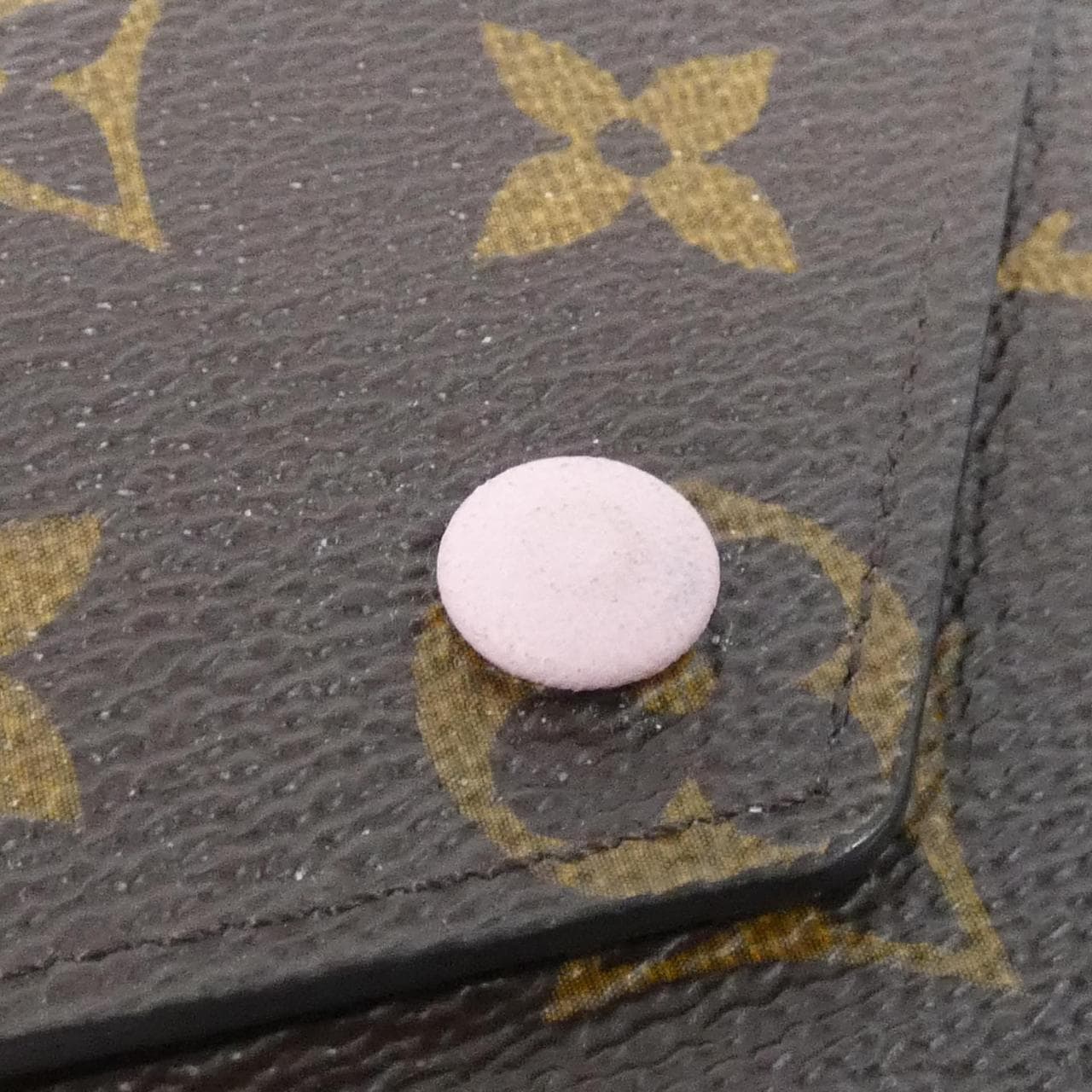 ルイヴィトン モノグラム ポルトフォイユ ヴィクトリーヌ M62360 財布