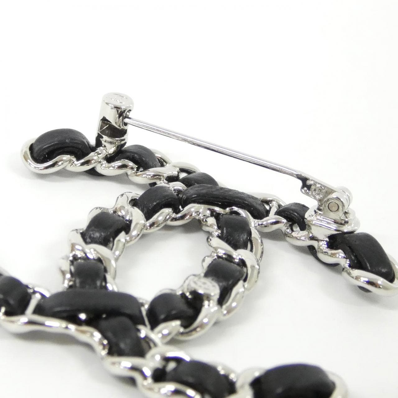 【未使用品】シャネル ABE921 ブローチ
