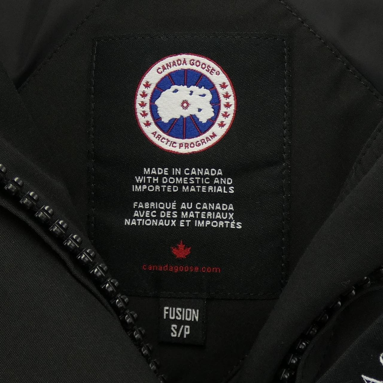 カナダグース CANADA GOOSE ダウンコート