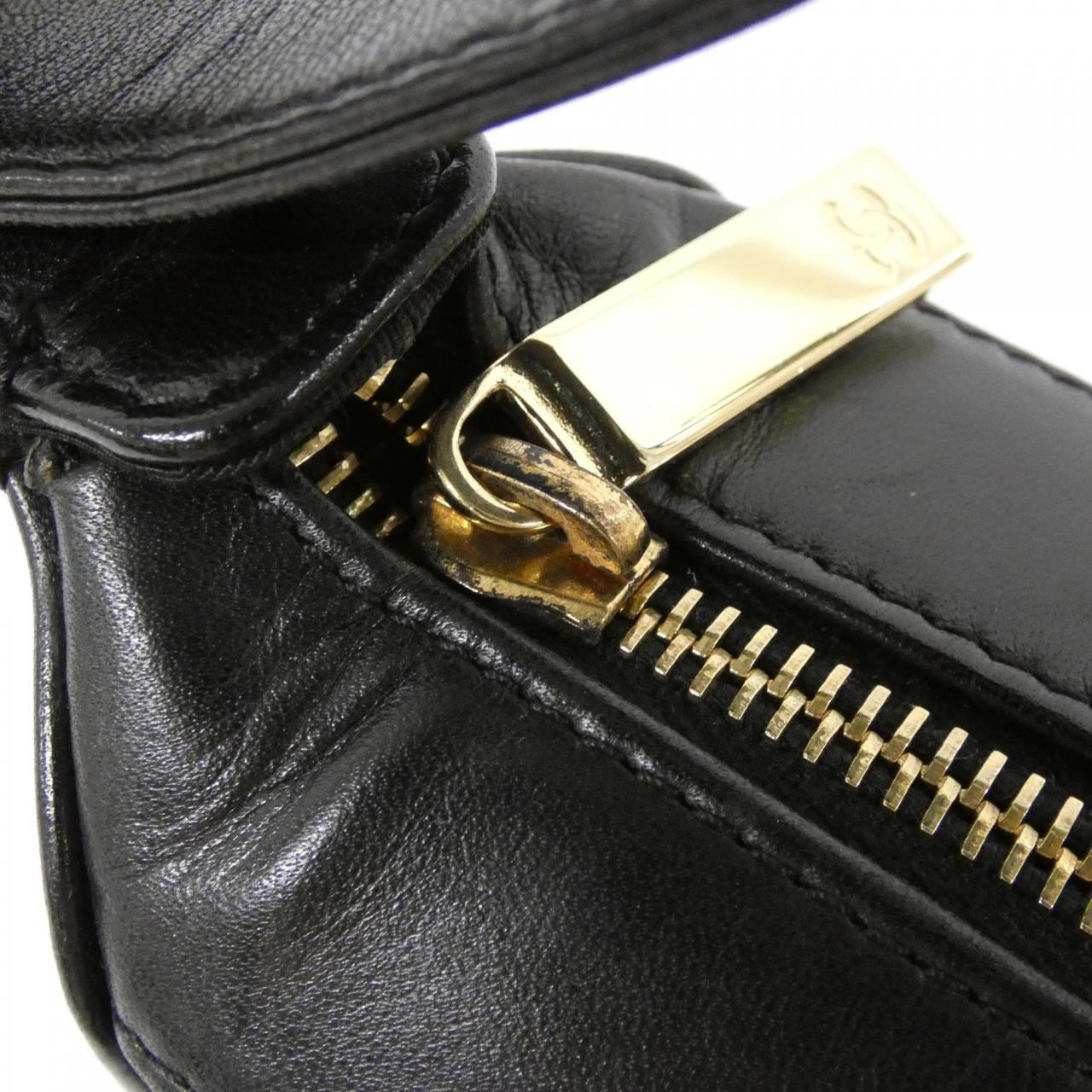 【ヴィンテージ】シャネル チョコバー ライン 17360 ショルダーバッグ