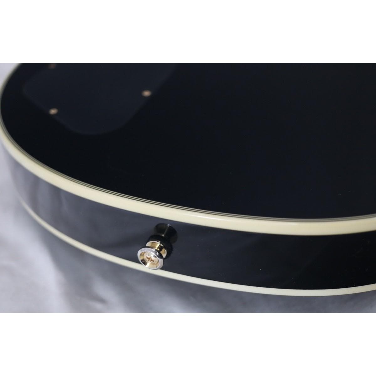 ＥＰＩＰＨＯＮＥ　ＬＥＳ　ＰＡＵＬ　ＣＵＳＴＯＭ