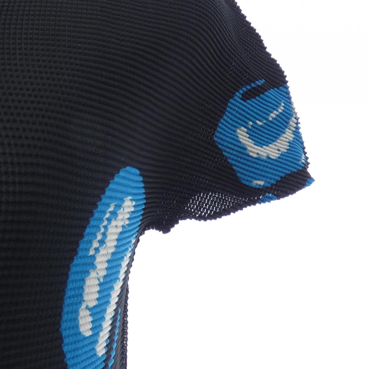 ミーイッセイミヤケ me ISSEY MIYAKE MI33FK236 トップス